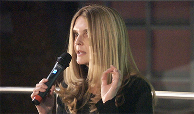 Варвара Самохвалова - ведущая вечера